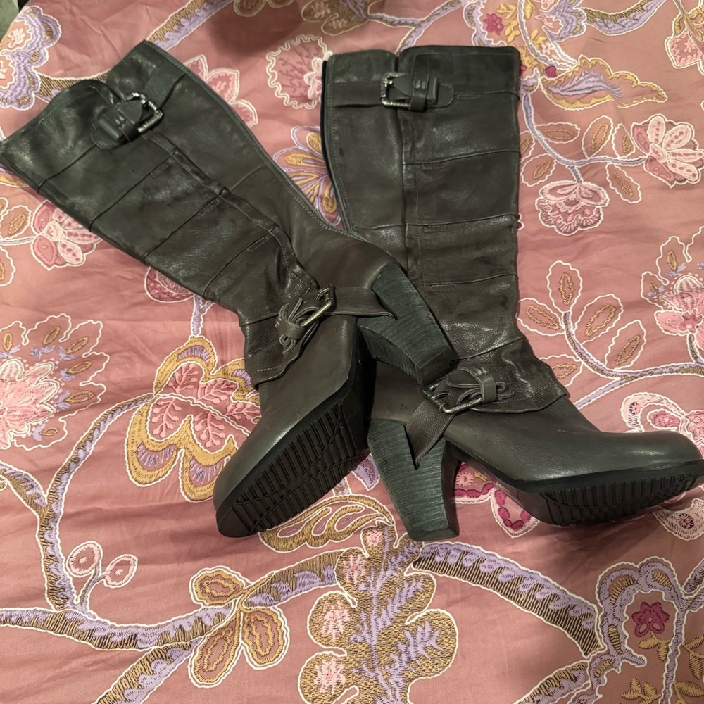 Miz Mooz Soren Tall Leather Boots | Grey Buckle Platform Heel | Size 
7.5